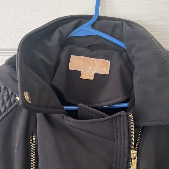 MICHAEL KORS quilted hooded coat - Picture 3 of 10